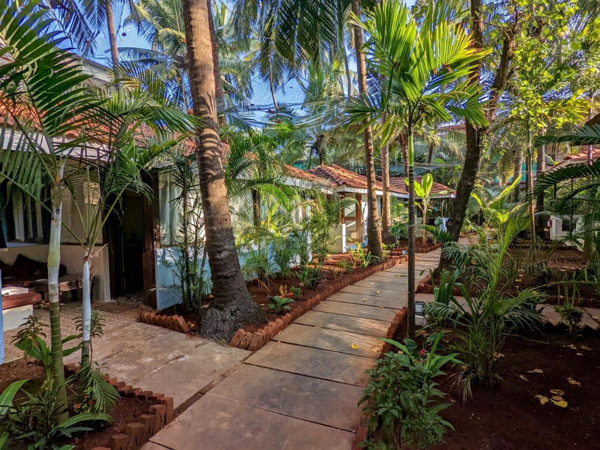 De Soul Sante Beach Resorts Morjim Goa Esterno foto