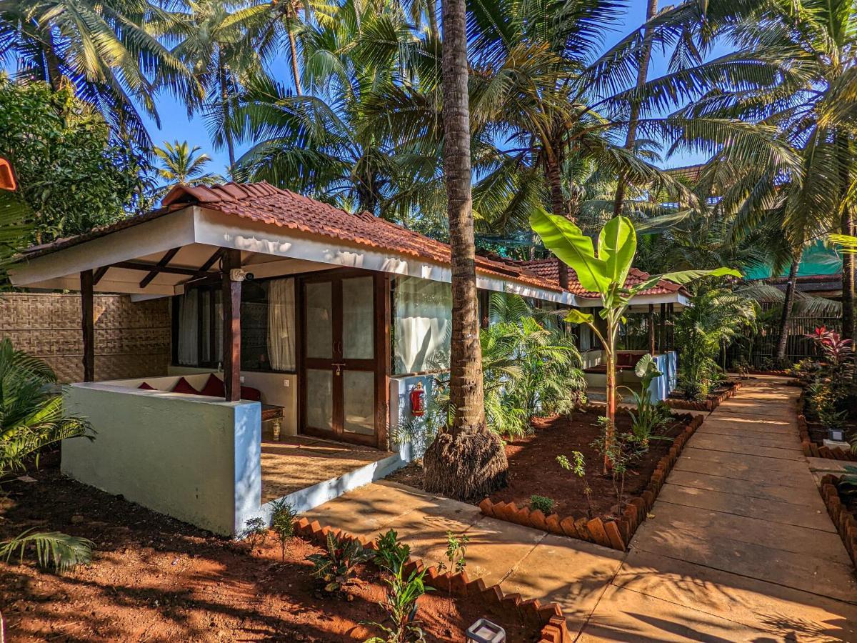 De Soul Sante Beach Resorts Morjim Goa Esterno foto