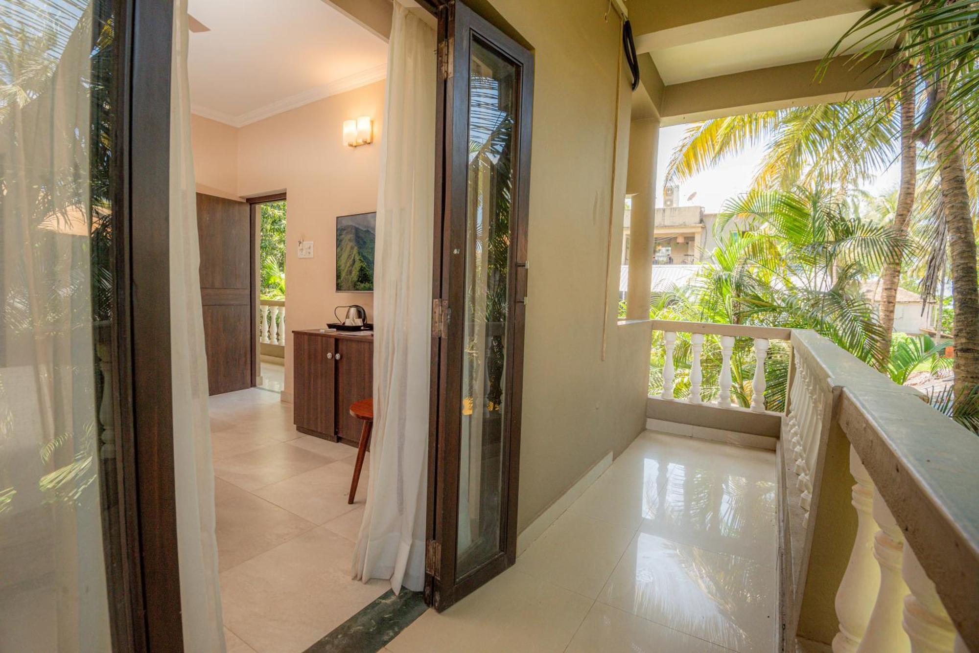 De Soul Sante Beach Resorts Morjim Goa Esterno foto