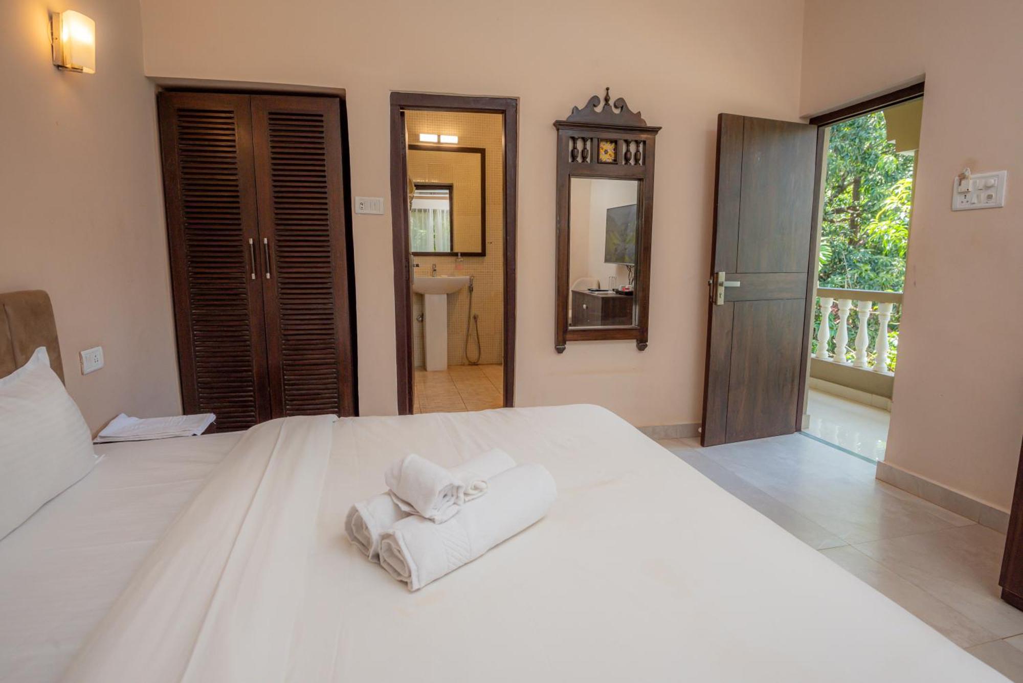 De Soul Sante Beach Resorts Morjim Goa Esterno foto